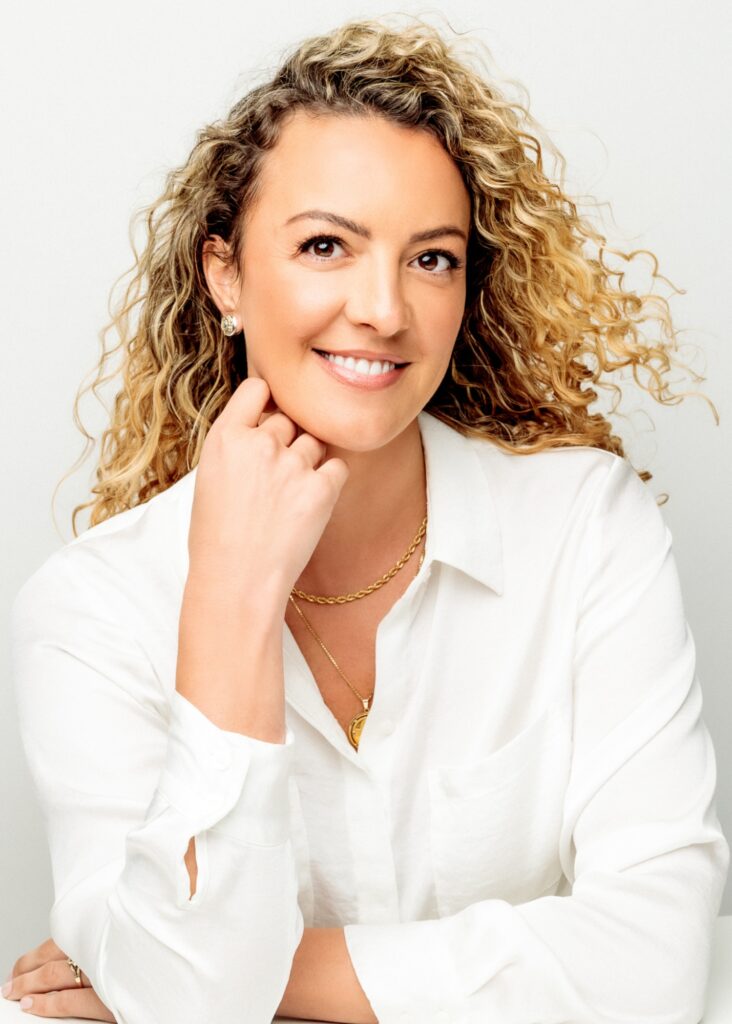 Marija Vojnovic multilingual Southwest Florida realtor serving Fort Myers Beach and Naples real estate clients